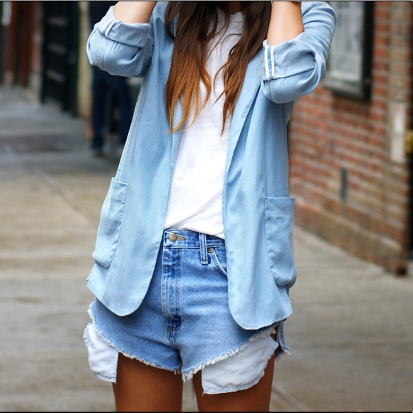 Aritzia Jackets & Blazers - Talula Kent Blazer